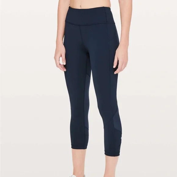 Lululemon Pace Rival Crop Full-On Luxtreme 22" True Navy Size 12 - Picture 2 of 8